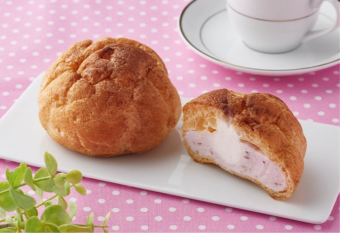 いちごシュークリームの画像